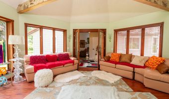 989 McCabe Ave NE, Ada, MI 49301
