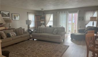 31 Franklin St 2, Newport, RI 02840