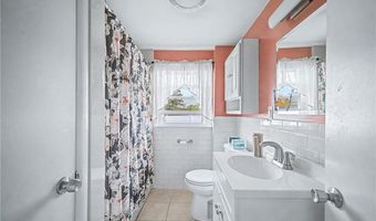 116 Volturno St, North Providence, RI 02904