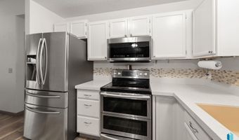 523 Kyle Ave, Baltic, SD 57003