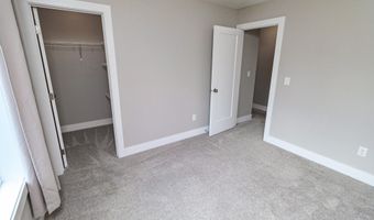 5820 Allerton Dr, Ames, IA 50014