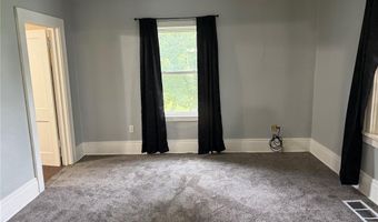 322 1st St, Atkins, IA 52206
