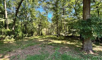 100 Saxon Woods Dr, Athens, GA 30607