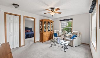 6597 Linwood Dr NE, Albertville, MN 55301