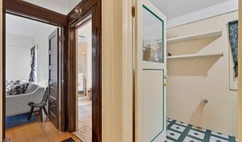 935 SPRINGHILL Dr, Albany, OR 97321