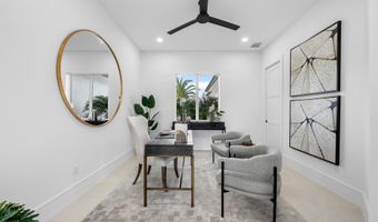 100 Glenbrook Ct, Atlantis, FL 33462