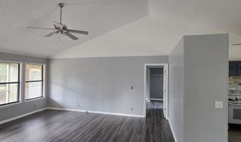 632 Carver Cir, Alford, FL 32420