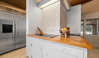 2231 Oak Hill Dr, Escondido, CA 92027