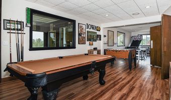 30824 Olde Hawkeye, Dyersville, IA 52040