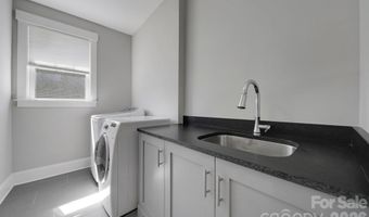 3015 Commonwealth Ave, Charlotte, NC 28205
