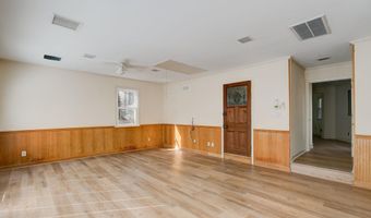 42 Brookwood Rd, Camden, SC 29020