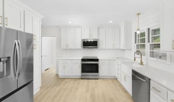 1308 S Madison St, Athens, AL 35611