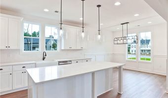 1300 HUNTERS HILL Ln, Auburn, AL 36830