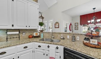 70 Morgan Dr, Austin, AR 72007