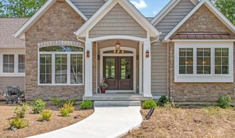 1663 Fairview Dr, Allegan, MI 49010