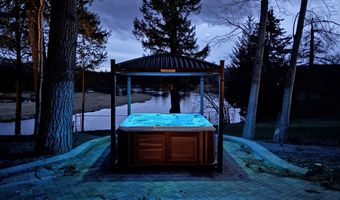 965 Eastman Dr, Bigfork, MT 59911