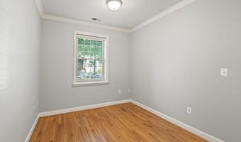 430 IRVING St NW 102, Washington, DC 20010