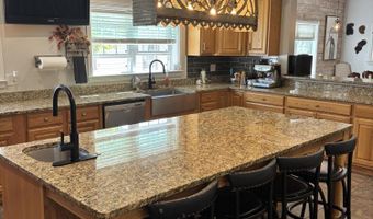 602 Murray St, Wapakoneta, OH 45895