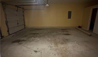 1943 Oakbluff Dr, Austell, GA 30106