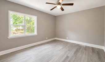 1215 Maryland Dr, Albany, GA 31707