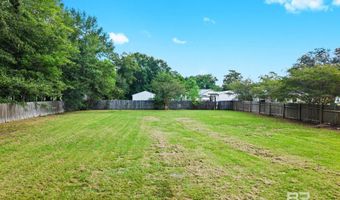 301 E Craig St, Atmore, AL 36502