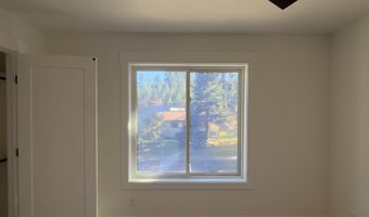 204 W Mill St, Cascade, ID 83611