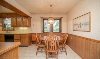 950 Kirwan Dr, Austintown, OH 44515