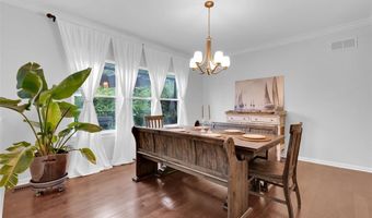 215 Cobblefield Ct, Ballwin, MO 63011