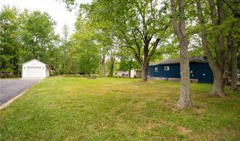 9378 Lemon St, Angola, NY 14006