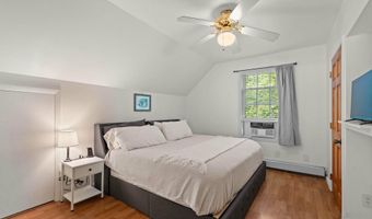 1235 Weeks Mills Rd, Augusta, ME 04330