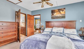 7 Glenwood Dr, Bayville, NJ 08721