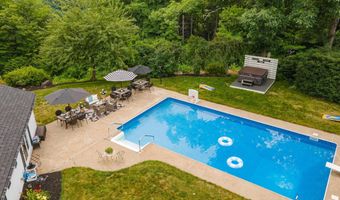 219 Hillcrest Ter, Brattleboro, VT 05301