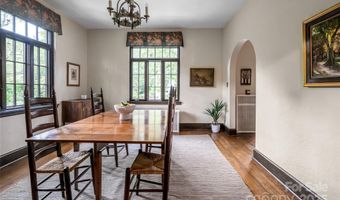 21 Lynwood Rd, Asheville, NC 28804