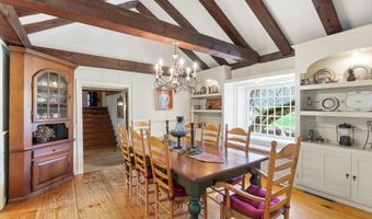 5 Old Manchester Rd, Amherst, NH 03031