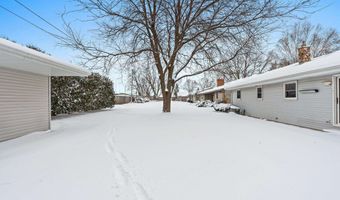 2405 N ERB St, Appleton, WI 54911