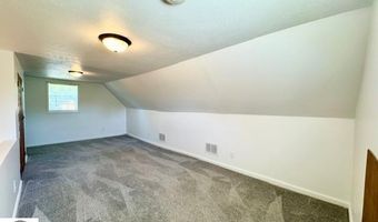 219 Grafton Ave, Alma, MI 48801