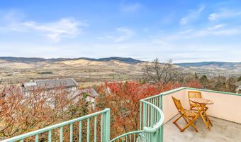 517 Lakota Way, Ashland, OR 97520