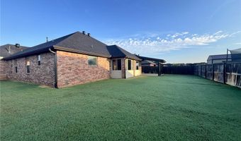 1805 SW Cypress St, Bentonville, AR 72713