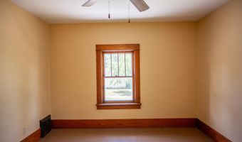 132 S Walker St, Adams, WI 53910
