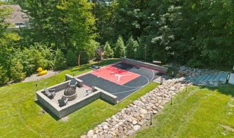 3 Buckingham Rd, Bayonne, NJ 07035