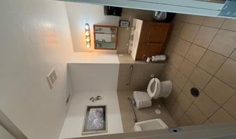 207 S Broadway St, Blackfoot, ID 83221