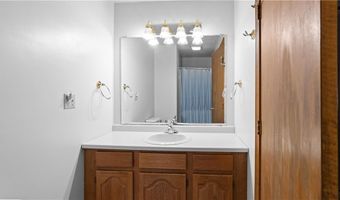 36 Stony Ln, North Kingstown, RI 02852