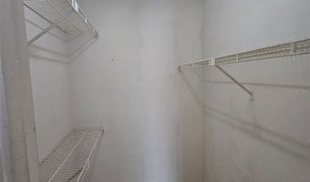 300 LAKEPOINTE Dr 204, Altamonte Springs, FL 32701