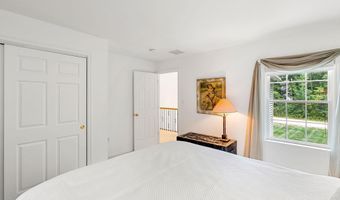 53 Essex Rd, Bedford, NH 03110