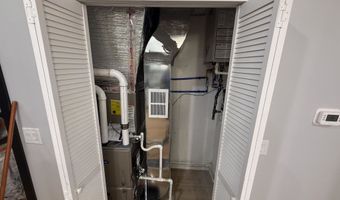 92 E 25TH St 1, Bayonne, NJ 07002