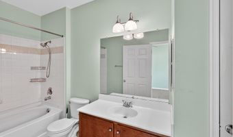 4854 EISENHOWER Ave 447, Alexandria, VA 22304