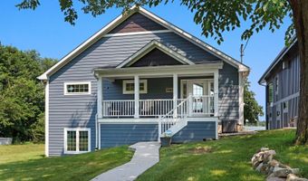 42813 N Woodbine Ave, Antioch, IL 60002