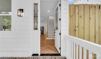 904 E 33rd St, Savannah, GA 31401