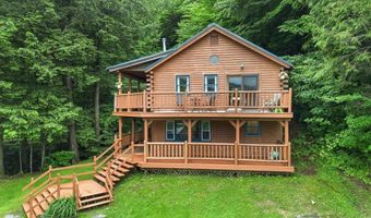 46 Log Cabin Dr, Cambridge, VT 05465