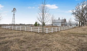 90917 240th St, Austin, MN 55912